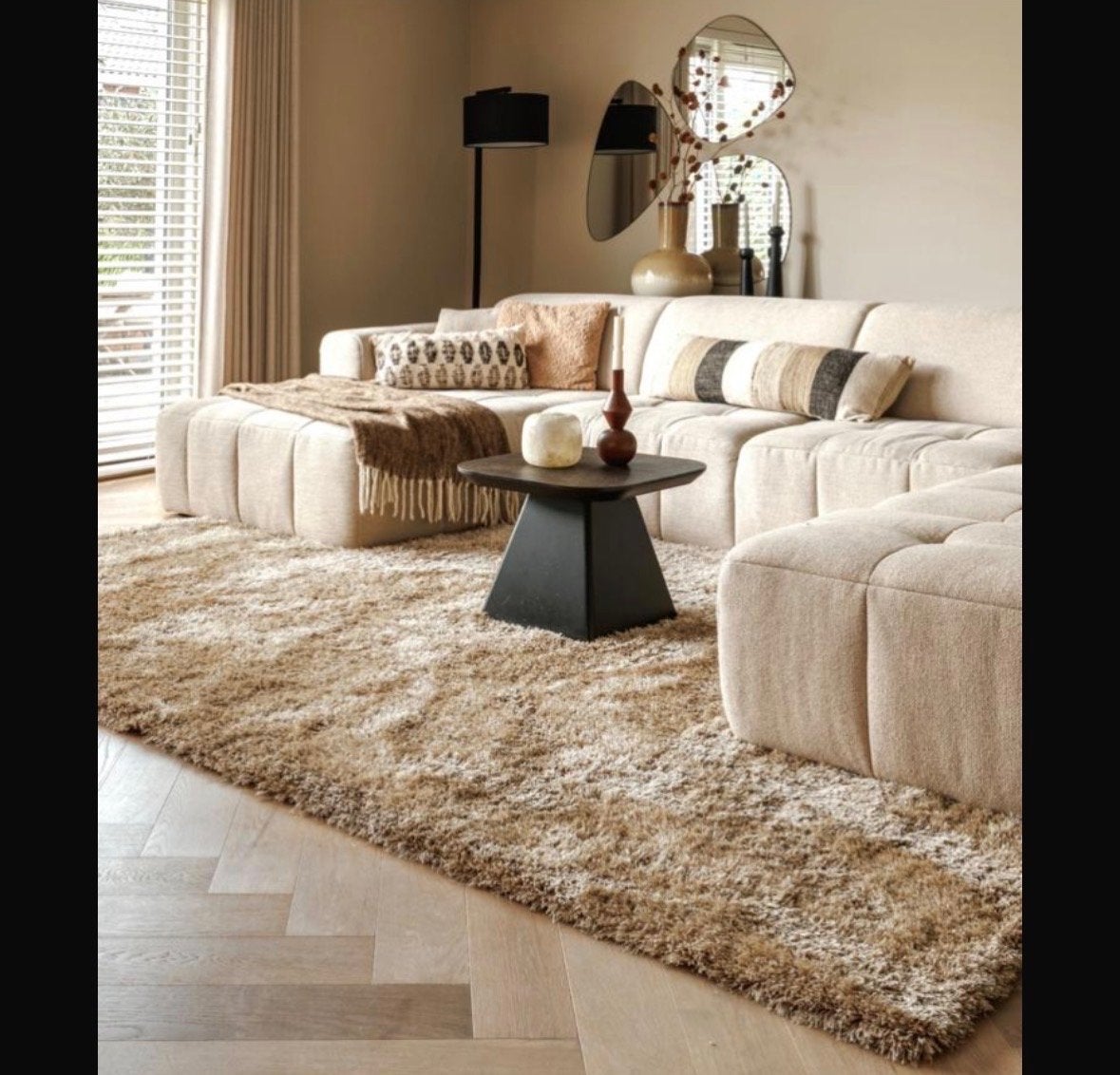 Nieuw Tapeso Meadow Vloerkleed 240x340 Beige, Ophalen, Beige, Nieuw, 200 cm of meer