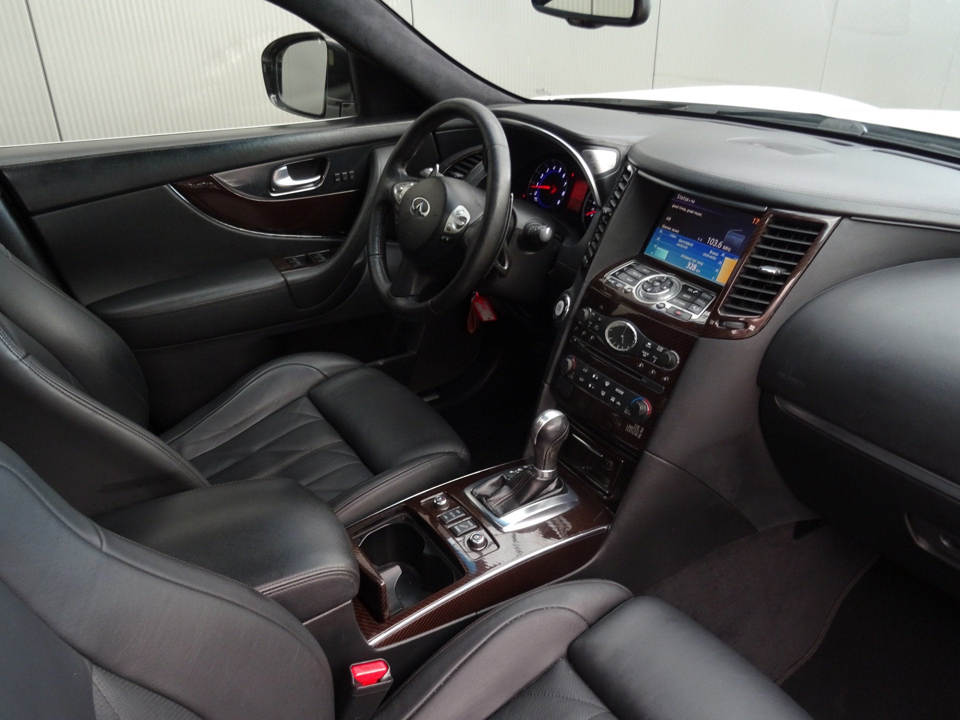 Infiniti FX 50 S * LIMITED EDITION * UNIEK ! (bj 2010), Auto's, Euro 5, Gebruikt, 2000 kg, 138 €/maand