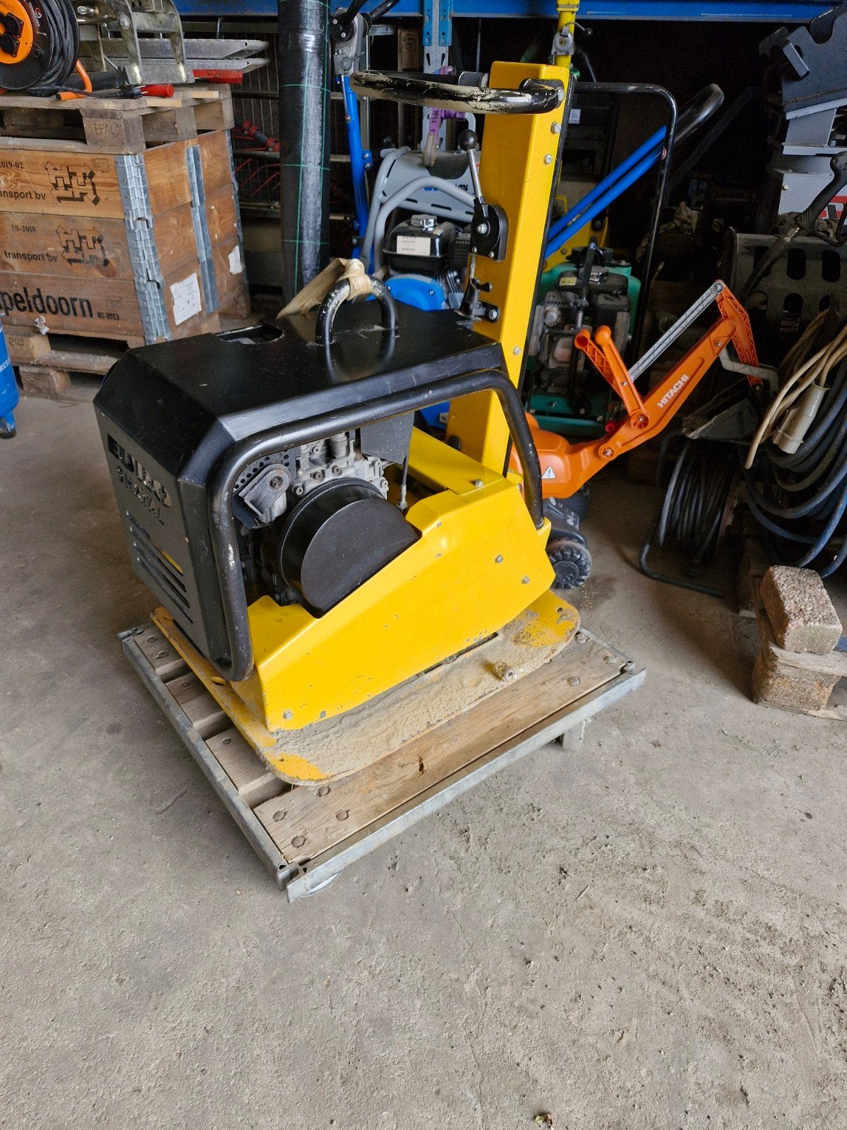 trilplaat diesel shatal type RP 3013/ Dynapac stamper LT5000, Ophalen, Gebruikt