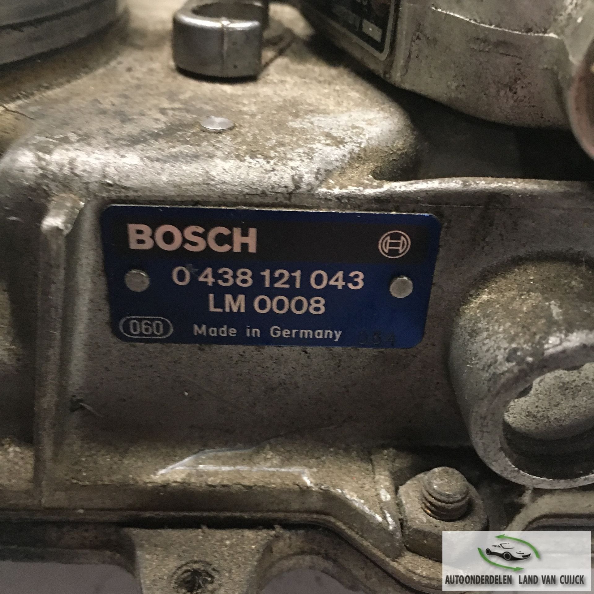 Mercedes W124  Spinnekop  Bosch 0438 121 043, Auto-onderdelen, Gebruikt, -, -, Ophalen of Verzenden