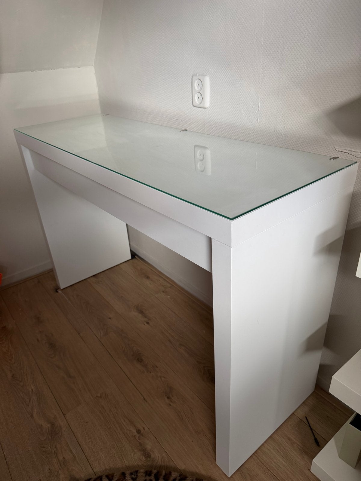 IKEA Malm Toilettafel / Kaptafel met Glazen Plaat, Ophalen, Gebruikt, 100 tot 150 cm, Minder dan 100 cm
