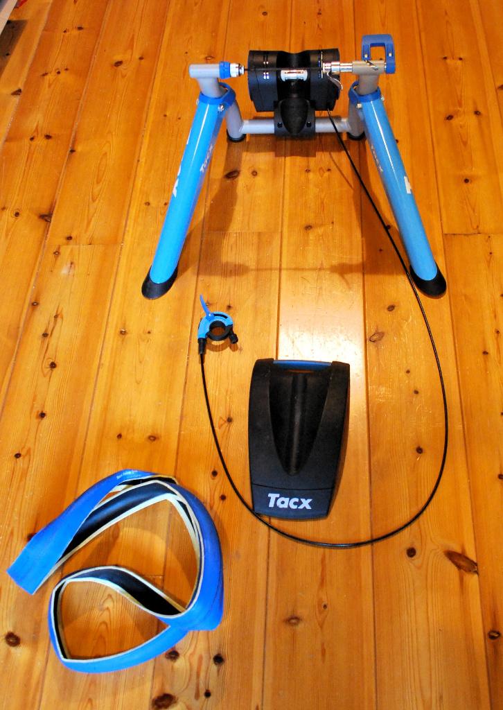 Tacx Booster Fietstrainer., Sport en Fitness, Wielrennen, Ophalen of Verzenden, Gebruikt, Overige typen