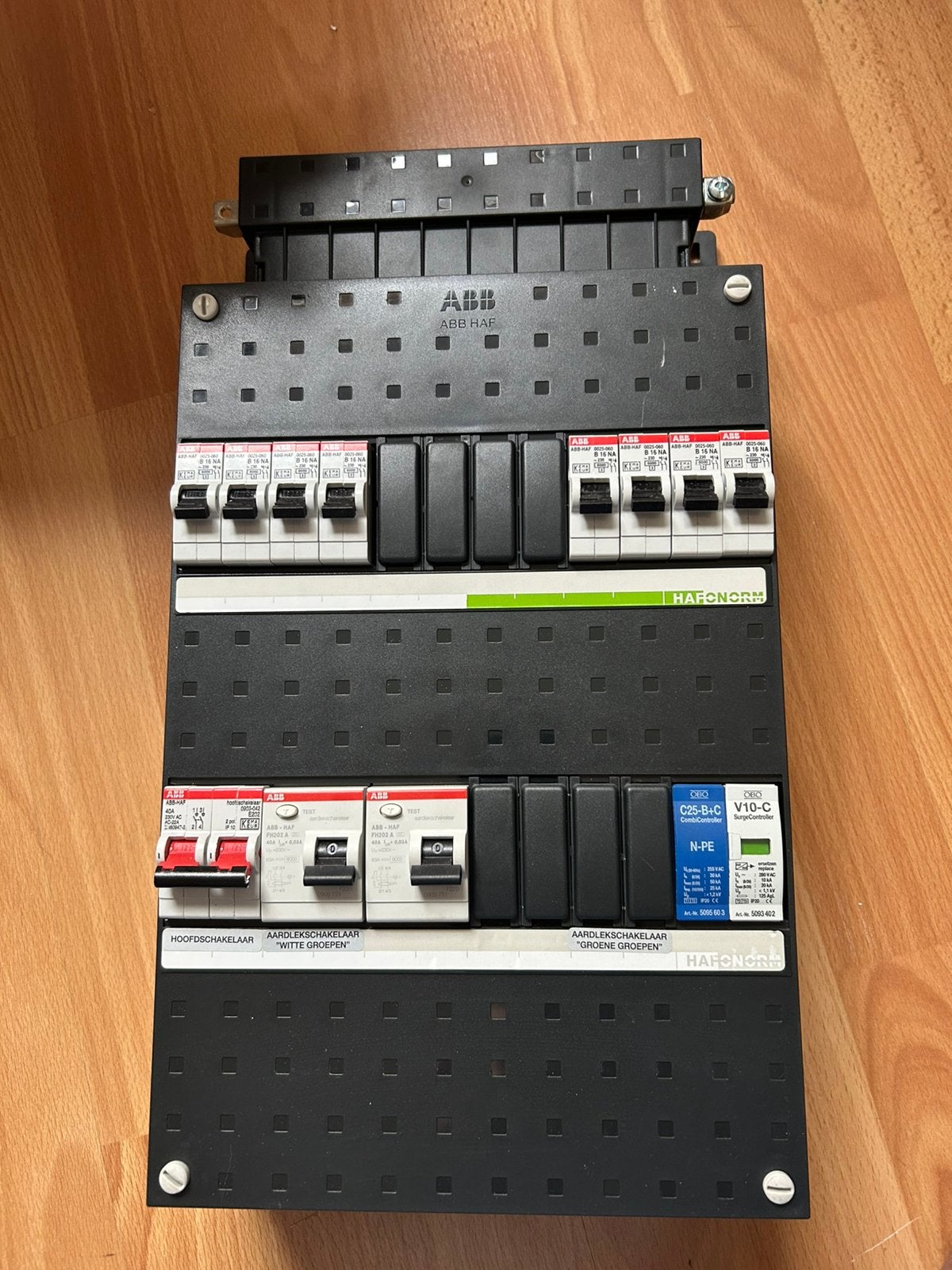 ABB-HAF groepenkast 8 groepen 1 fase overspanningbeveiliging, Ophalen of Verzenden, Zo goed als nieuw, Overige typen