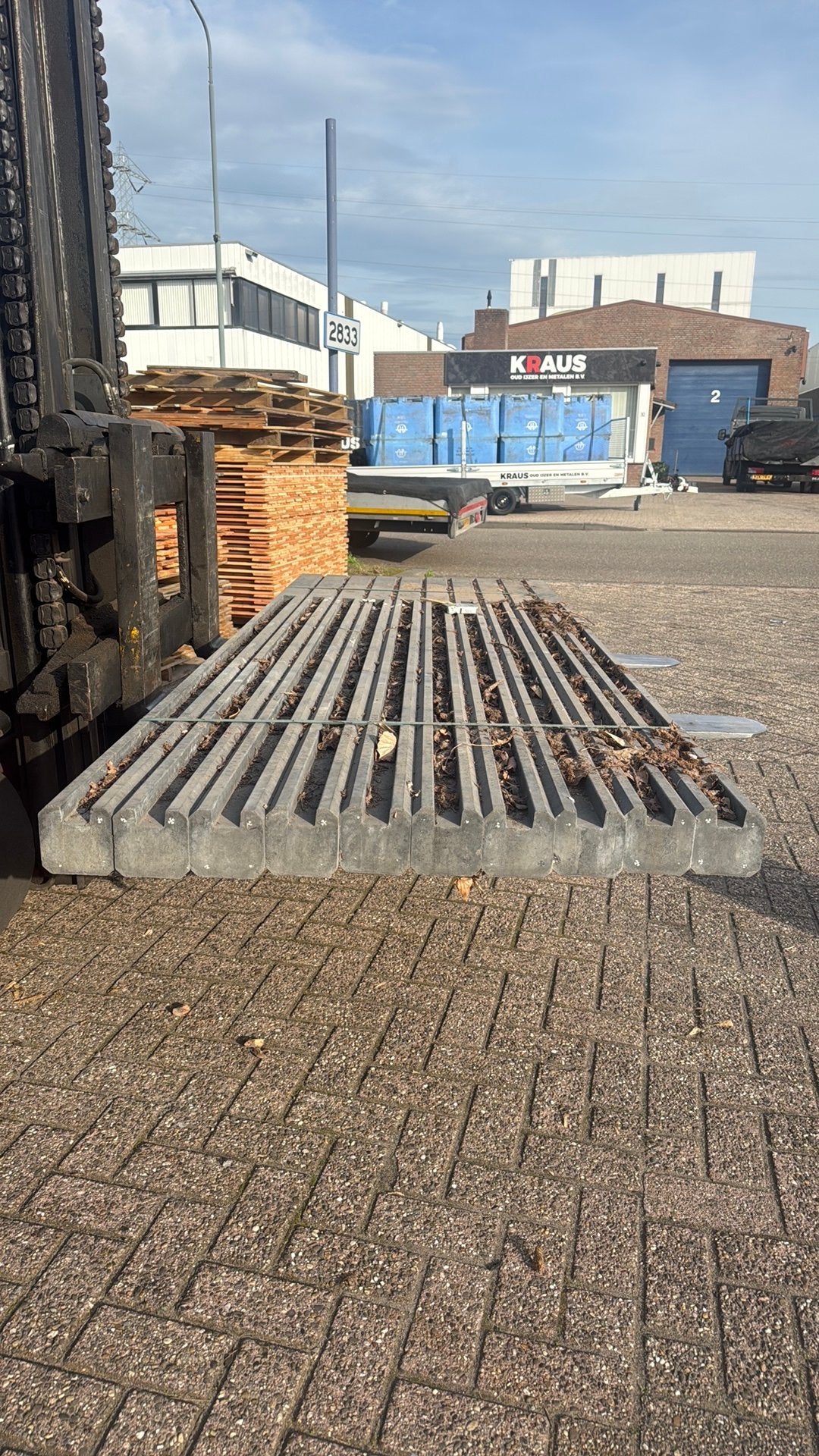 Beton sleuf palen eind model (B-keur), Tuin en Terras, Ophalen, Overige materialen, Minder dan 3 meter, Zo goed als nieuw