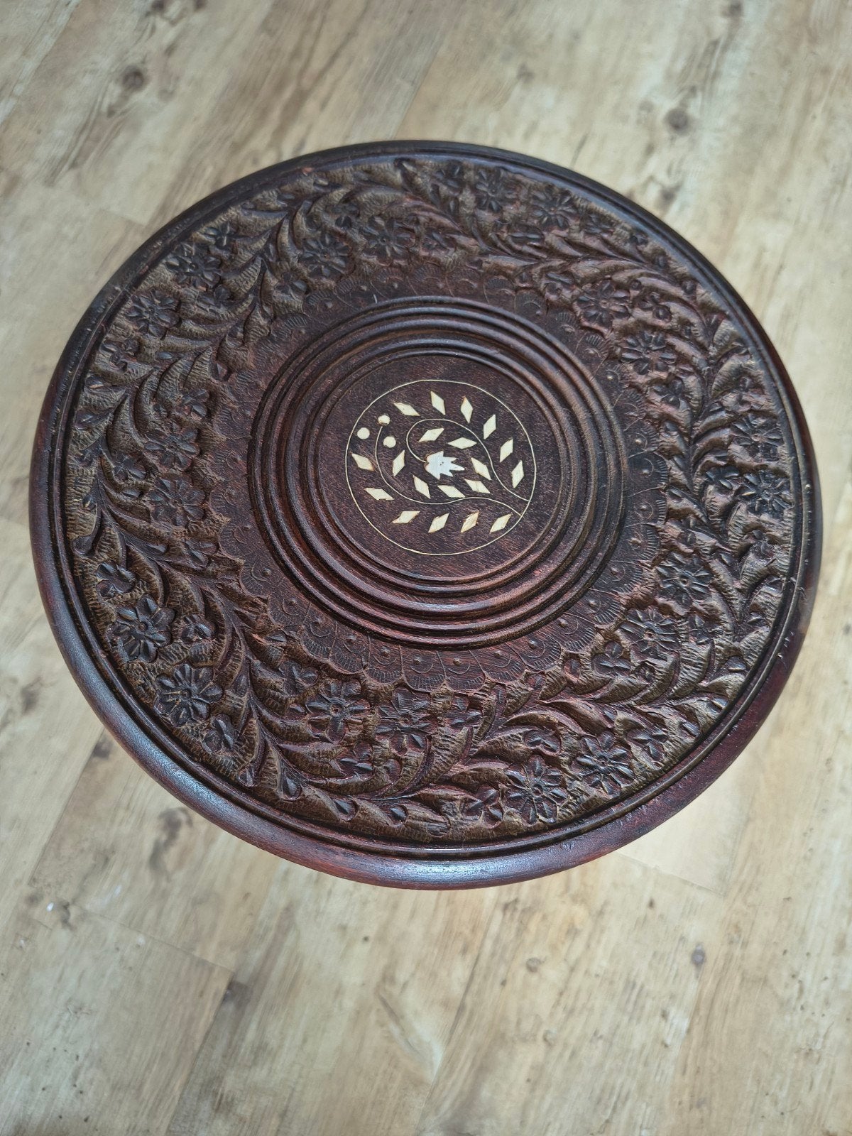 Oosterse bijzettafel met bot/been inlegwerk, Verzenden