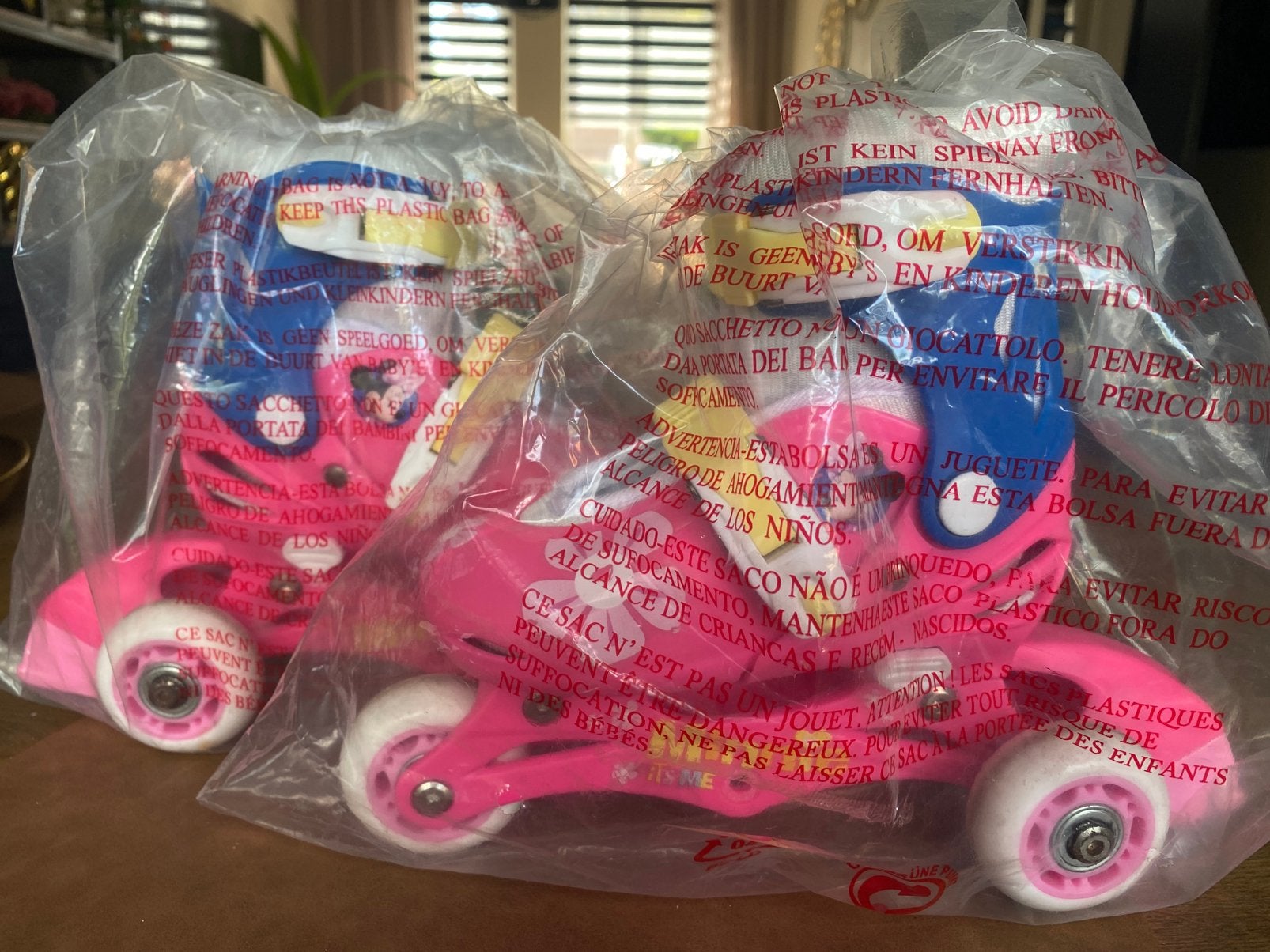 Minnie rolschaats & Skate,met K3  Bescherming & Unicorn Helm, Kinderen en Baby's, Speelgoed | Buiten | Rolschaatsen, Ophalen, Verstelbaar