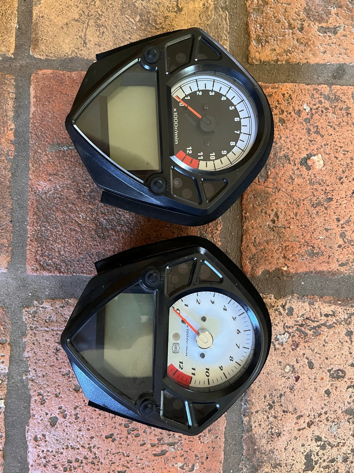 Kilometerteller Suzuki SV650 (2003-2009) - Zwart/Wit, Ophalen of Verzenden, Gebruikt