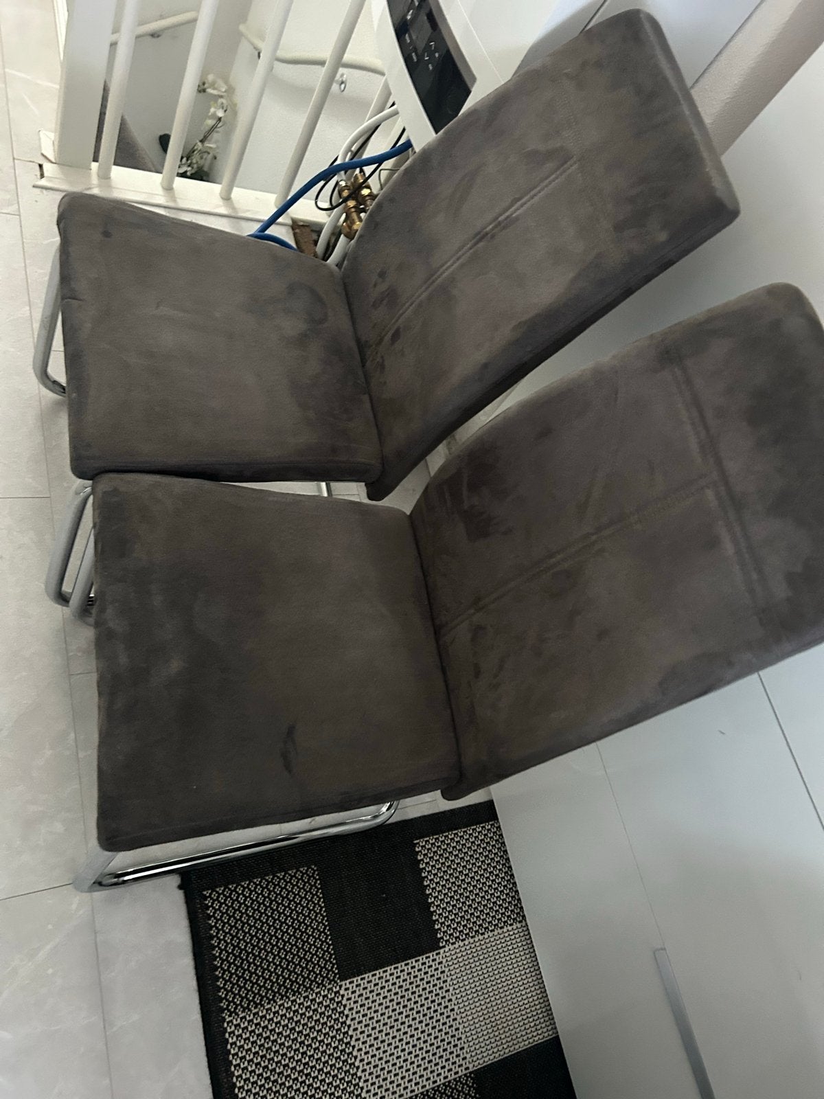 Set van 2 comfortabele eetkamerstoelen - Grijs stof, Ophalen, Gebruikt, Twee, Stof