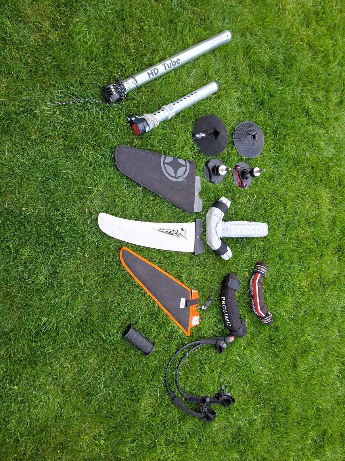 Diverse windsurf accessoires & powerbox vinnen, Watersport en Boten, Windsurfen, Ophalen of Verzenden