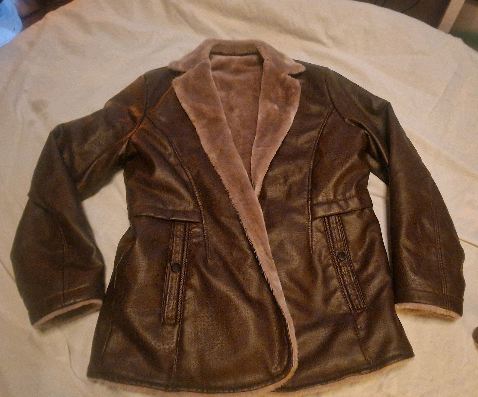 Bruine lederlook jas met teddy voering maat M, Ophalen of Verzenden, Zo goed als nieuw, Maat 48/50 (M), Bruin