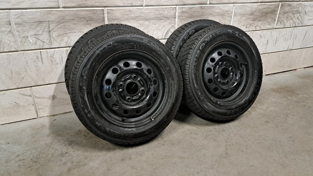 Winterbanden Ford Ka Mazda 121 Fiesta Orion 165/65/13, Auto-onderdelen, Banden en Velgen, Gebruikt, 13 inch, Banden en Velgen