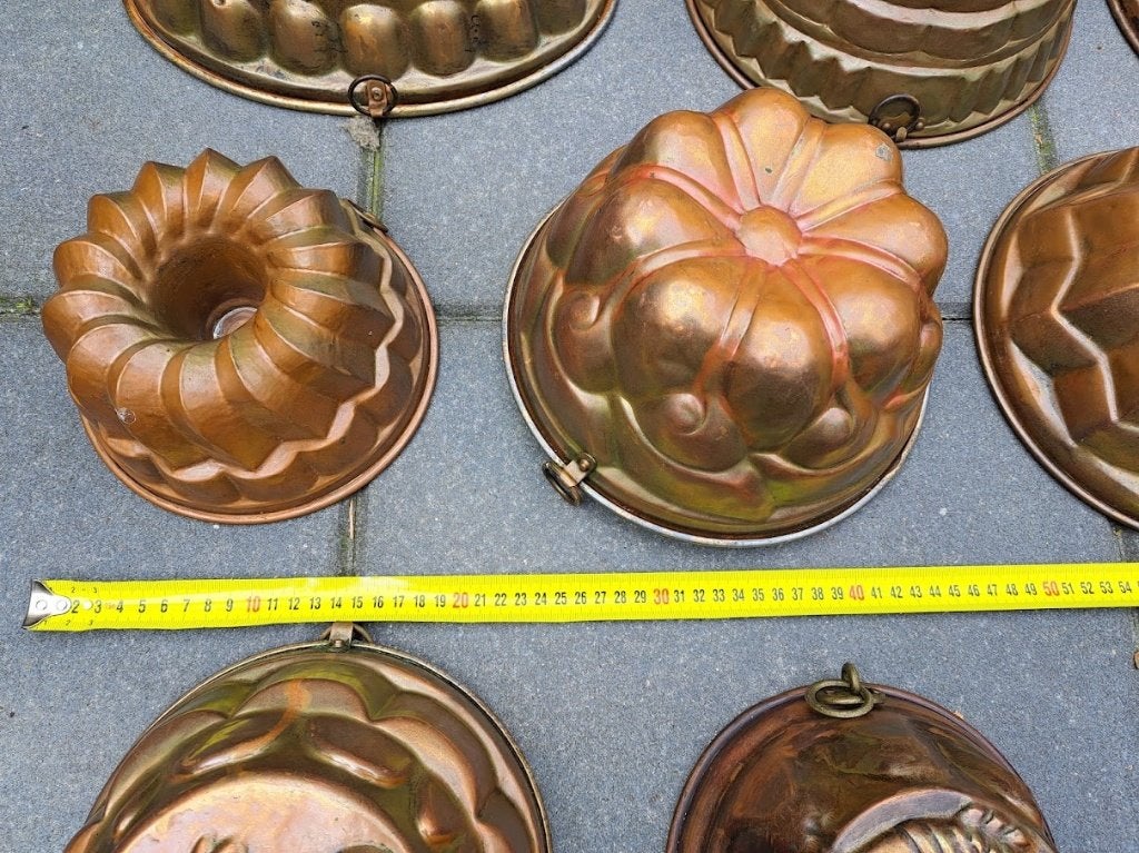 diverse antieke bakvormen van koper, Ophalen, Koper