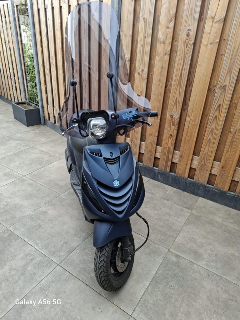 Zip 4 takt 50cc, Ophalen of Verzenden, Gebruikt, Benzine, Zip