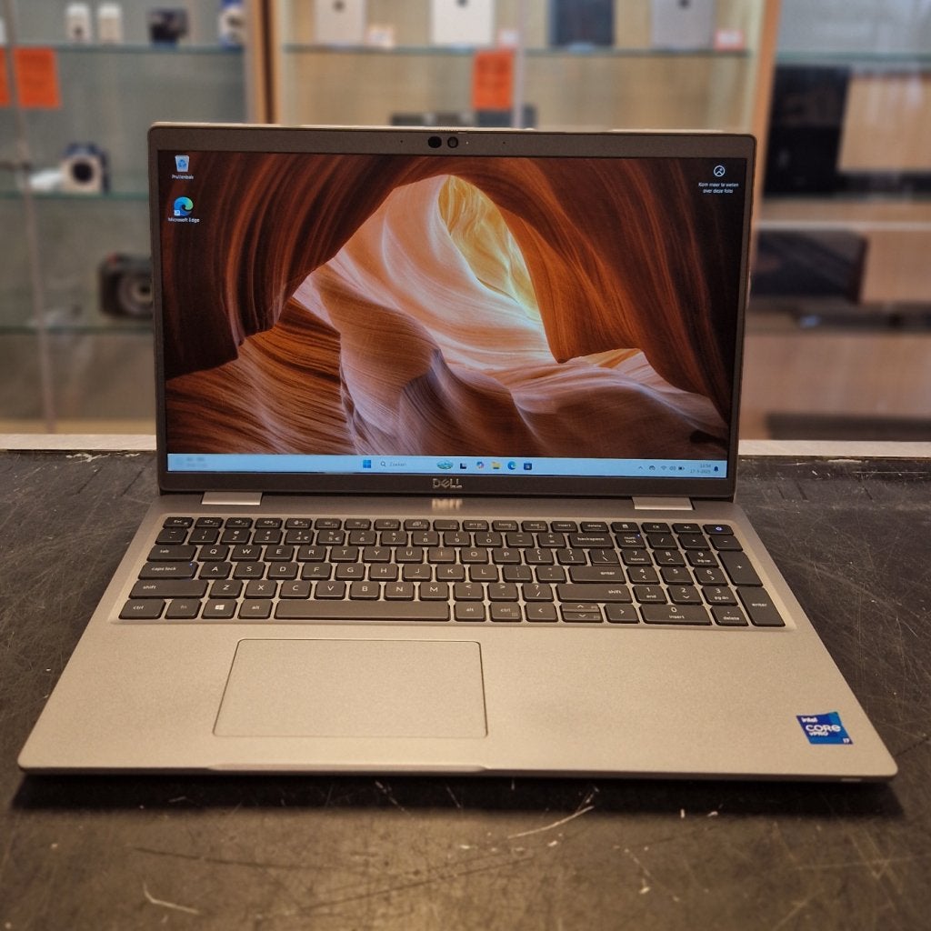 Dell Latitude 5520 Intel Core i7-1185G7 V Pro 16GB 512GB SSD, Computers en Software, Windows Laptops, Dell, Zo goed als nieuw