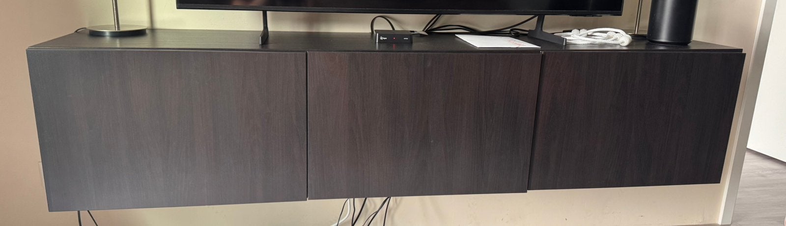 Tv meubel Bestå, Ophalen, 150 tot 200 cm, Zo goed als nieuw, Minder dan 100 cm