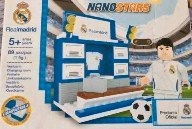 NanoStars Real Madrid Kleedkamer Bouwset - Nieuw, Ophalen of Verzenden, Nieuw, Inclusief minifiguren, Complete set