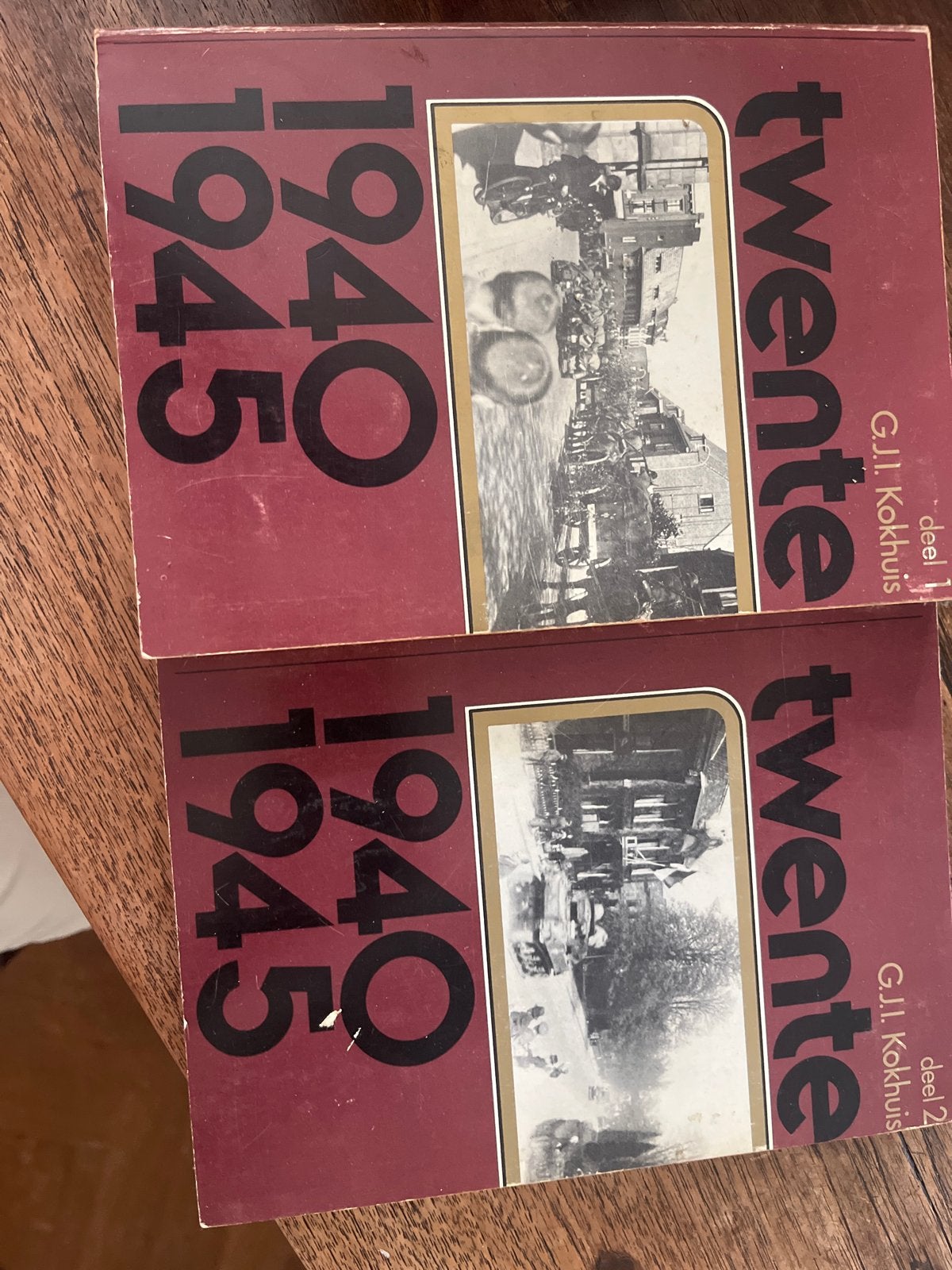 Twente 1940-1945 Deel 1 & 2 - G.J.L. Kokhuis, Ophalen of Verzenden, Tweede Wereldoorlog, Gelezen, Algemeen