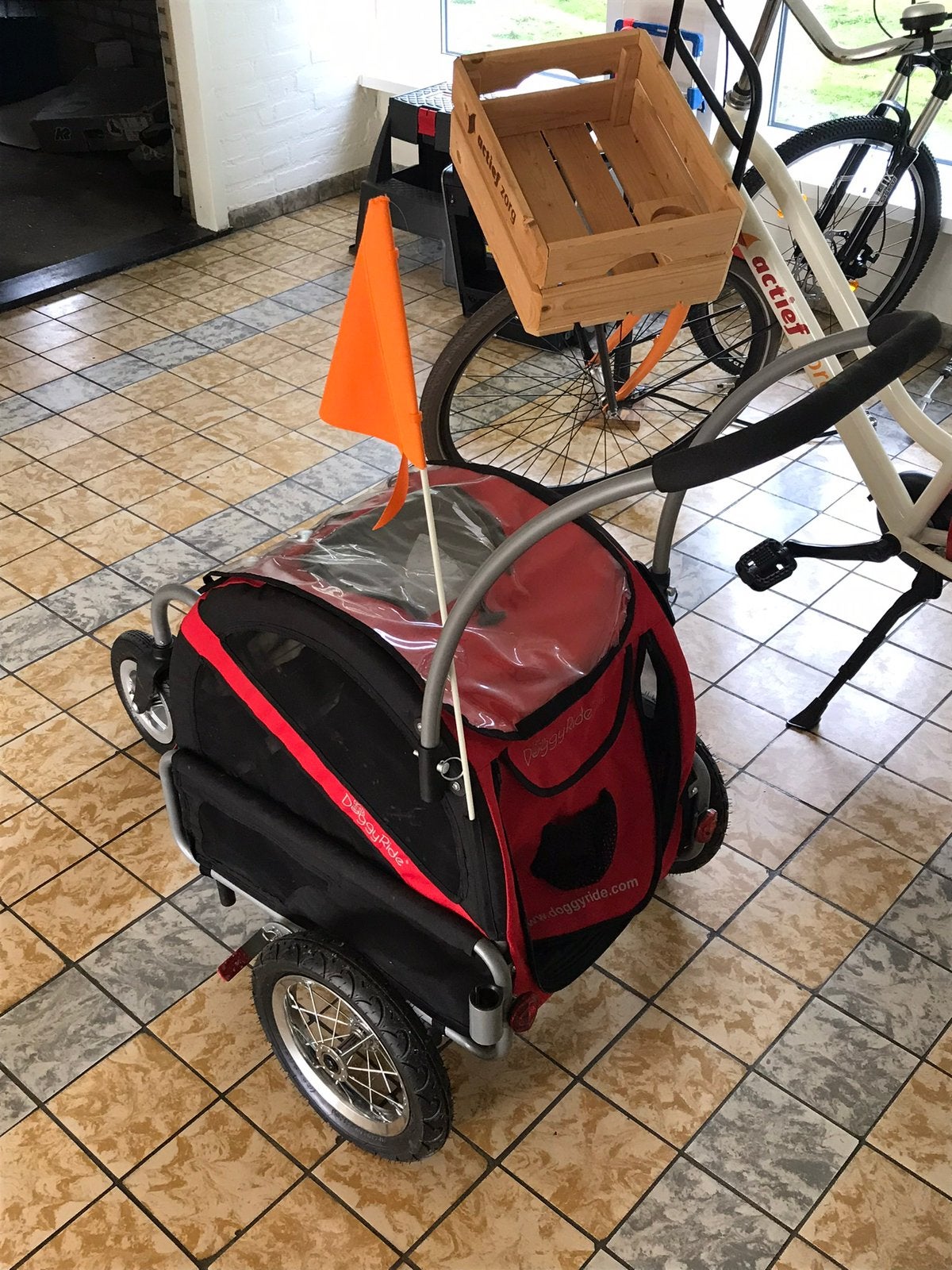 Doggy ride, Ophalen, Zo goed als nieuw, Hondenkar