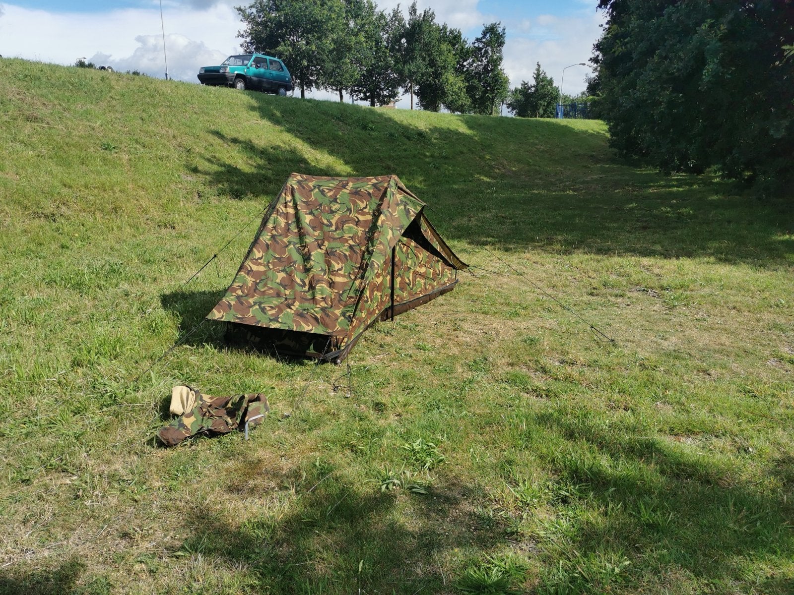 Militair camouflage tentje - 1-persoons, Ophalen, Gebruikt, Tot en met 2