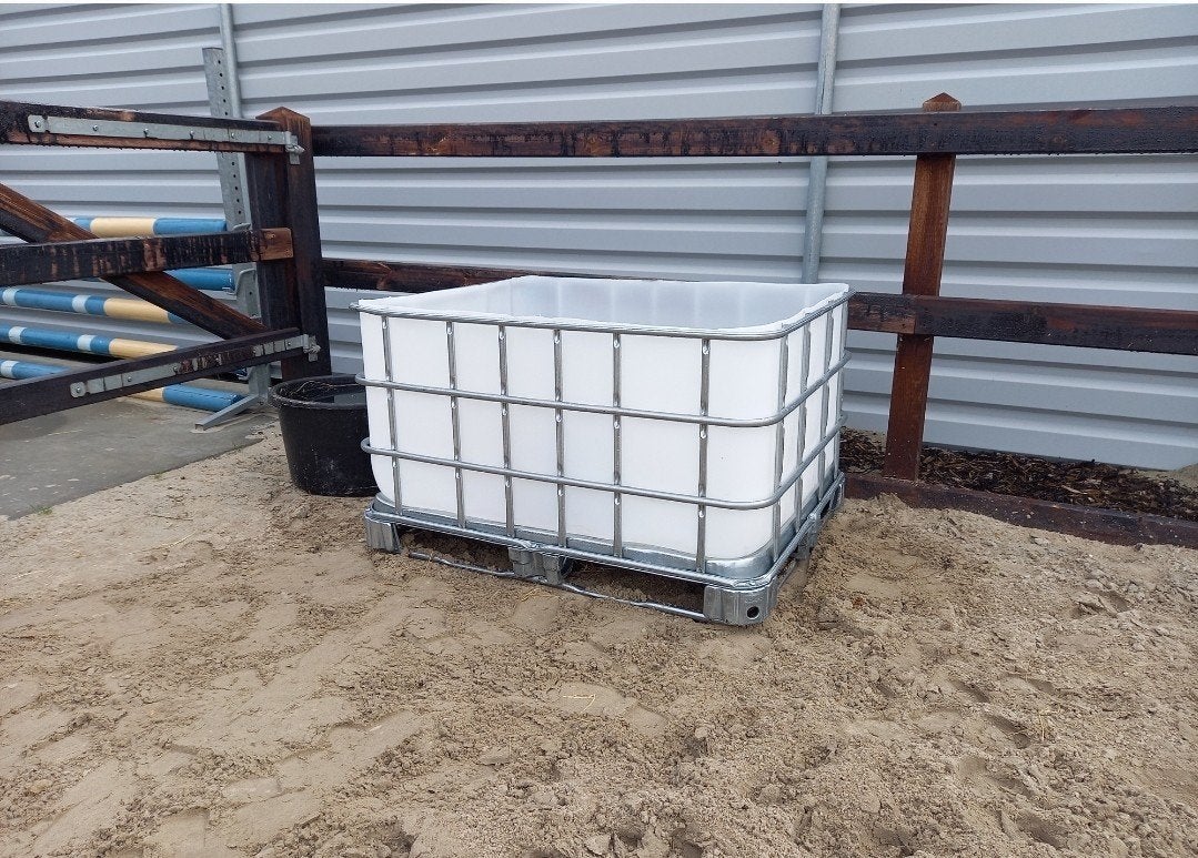 NIEUWE Slowfeeders / Hooibakken / Waterbakken