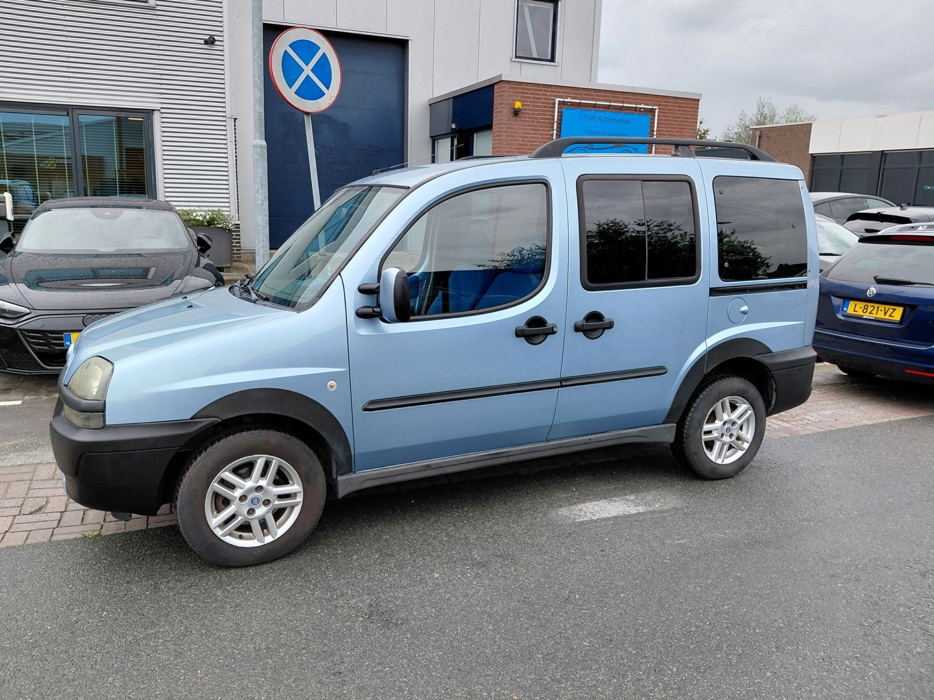Fiat Doblò 1.6-16V Malibu 2x schuifd cv el ramen Nwe Apk, Voorwielaandrijving, 1596 cc, Stof, Gebruikt