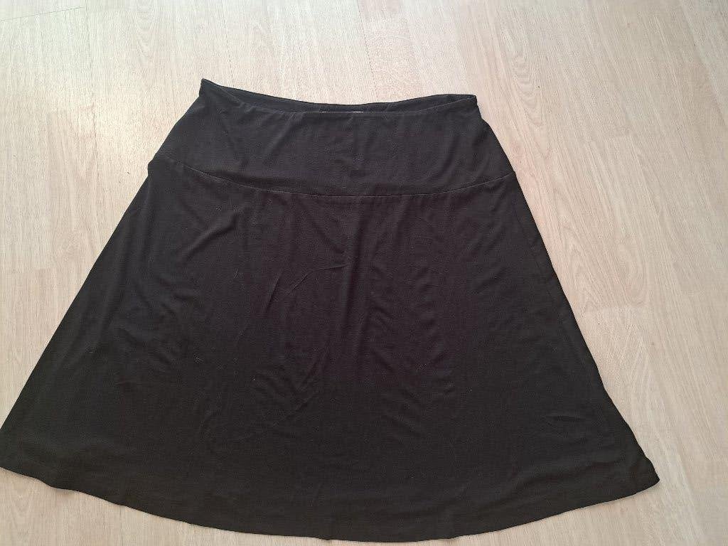 Zgan trico katoenen Rok m elastiek in de taille mt L €1.50, Zwart, Maat 42/44 (L), Ophalen of Verzenden, Zo goed als nieuw