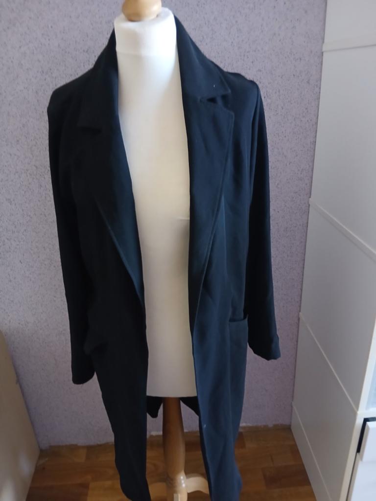 Zwarte Primark lange blazer/jasje maat 38, Maat 38/40 (M), Primark, Zwart, Ophalen of Verzenden