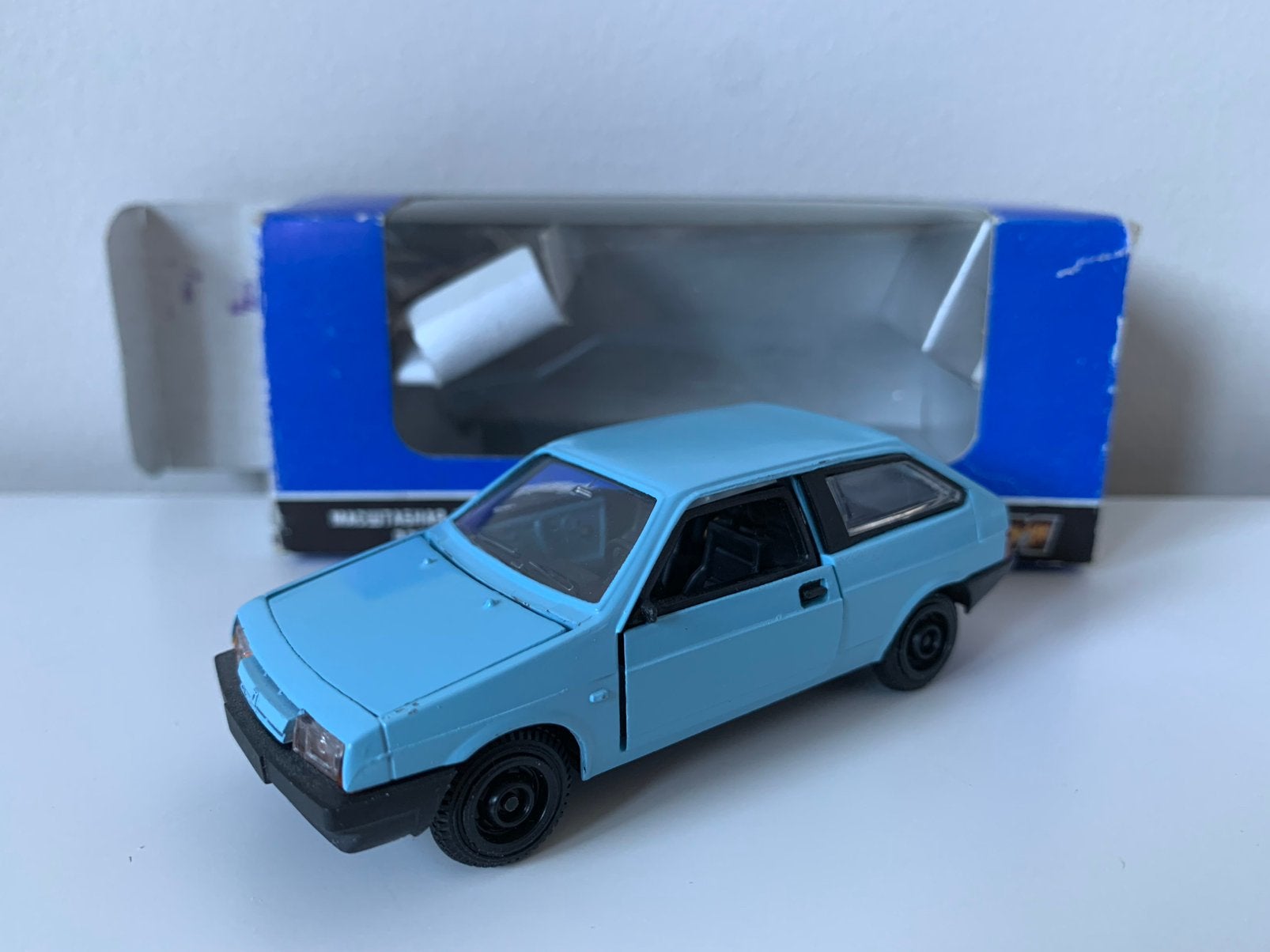 Lada Samara 1300 (VAZ/BA3 2108/09) 1985 - NovoExport, Hobby en Vrije tijd, Modelauto's | 1:43, Ophalen of Verzenden, Nieuw, Auto