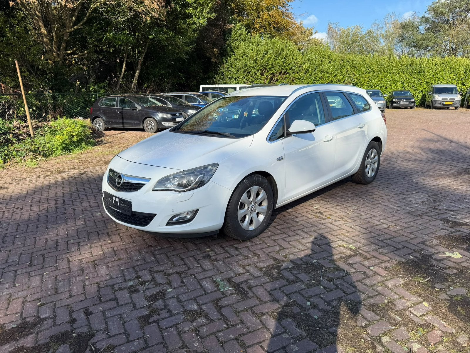 Opel Astra 2.0 Cdti 165pk Aut. 2011 Wit/German Documents, Euro 5, 4 cilinders, Wit, 168 €/maand