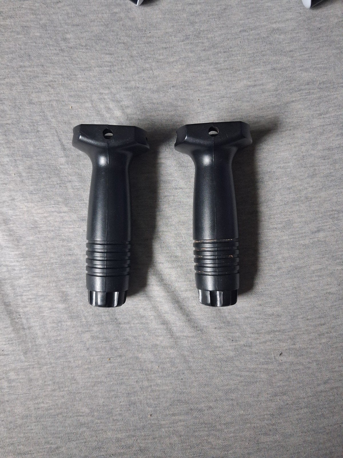 Twee verticale grip, Ophalen of Verzenden, Gebruikt