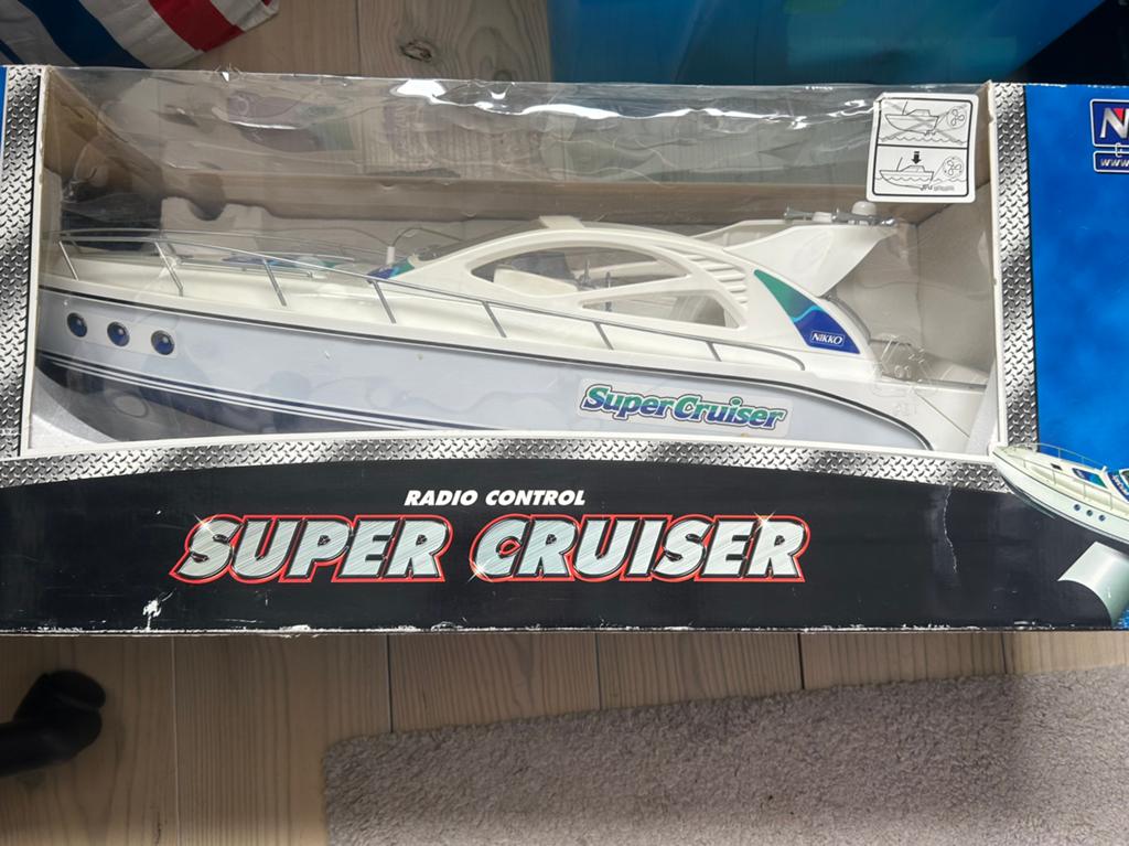 Elektronische boot, Hobby en Vrije tijd, Ophalen, Zo goed als nieuw