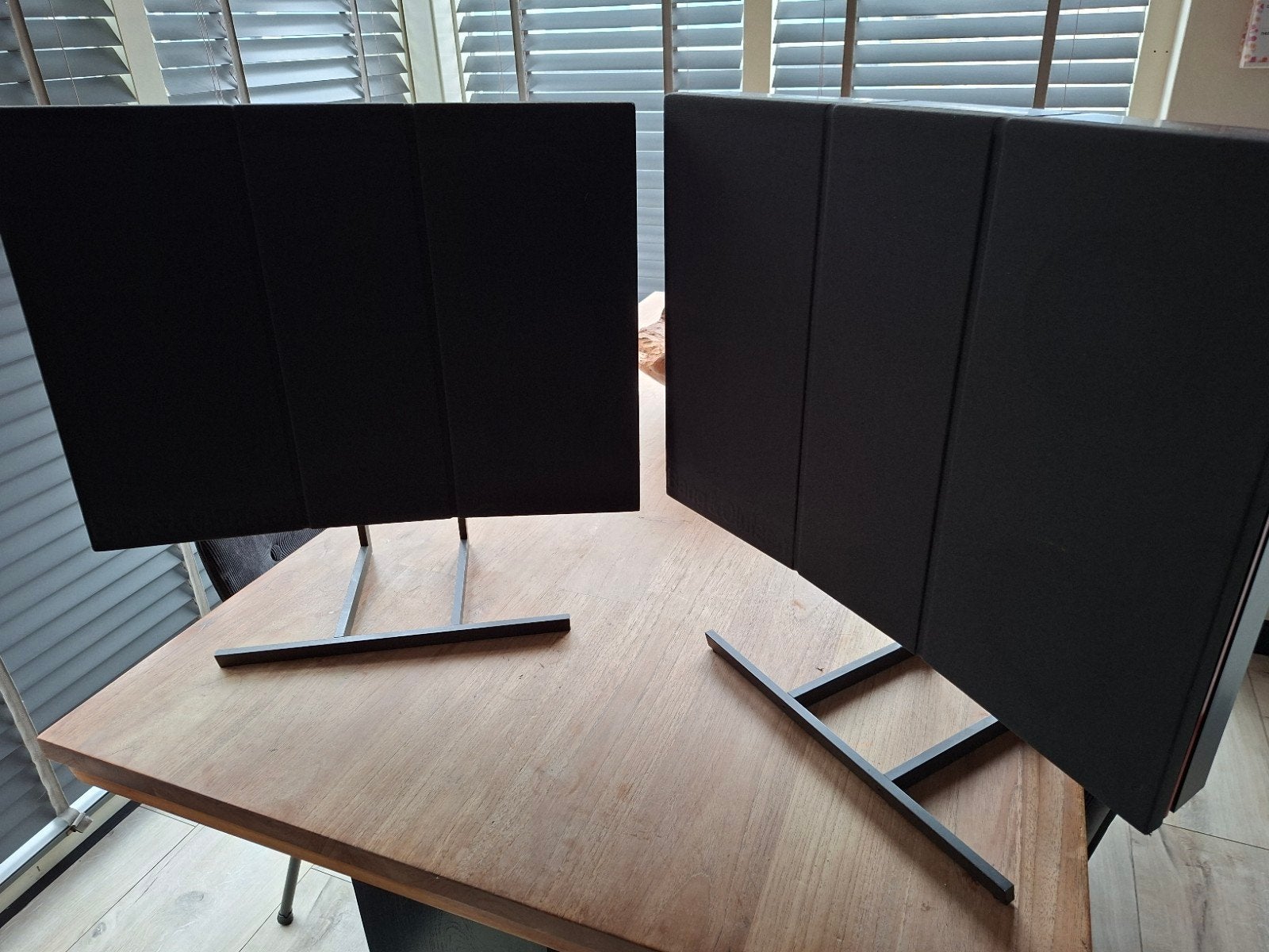 Bang & Olufsen Red Line 60 Speakers met standaards, Ophalen, Stereo speakers, Gebruikt, Inclusief standaarden