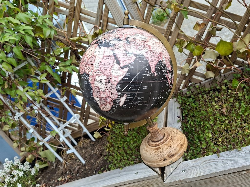 schitterende wereldbol met teakhouten voet, Ophalen of Verzenden, Zo goed als nieuw