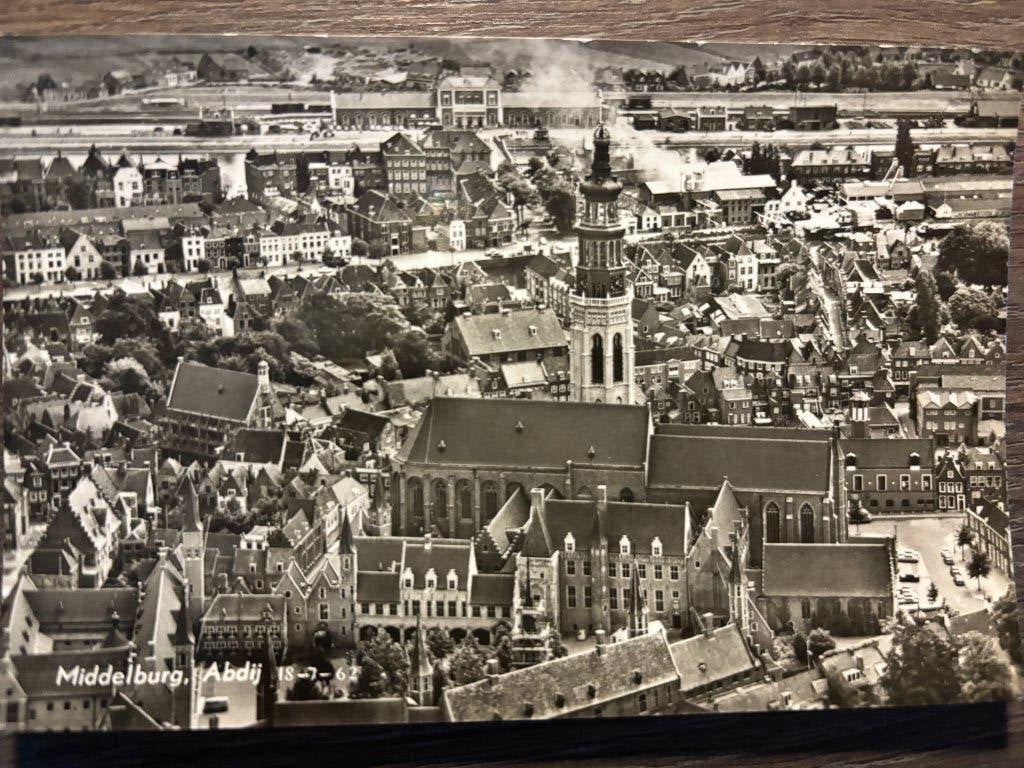 Ansichtkaart Middelburg - Abdij, Ophalen of Verzenden, 1940 tot 1960, Ongelopen, Zeeland