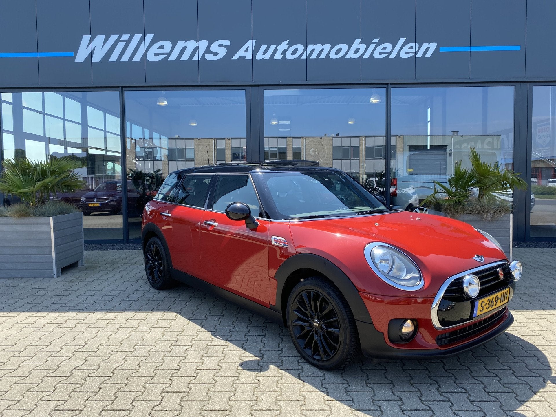 MINI Clubman 1.5 Cooper Business Schuifkanteldak, Climate Co, Auto's, 136 pk, Gebruikt, Met garantie (alle), Leder