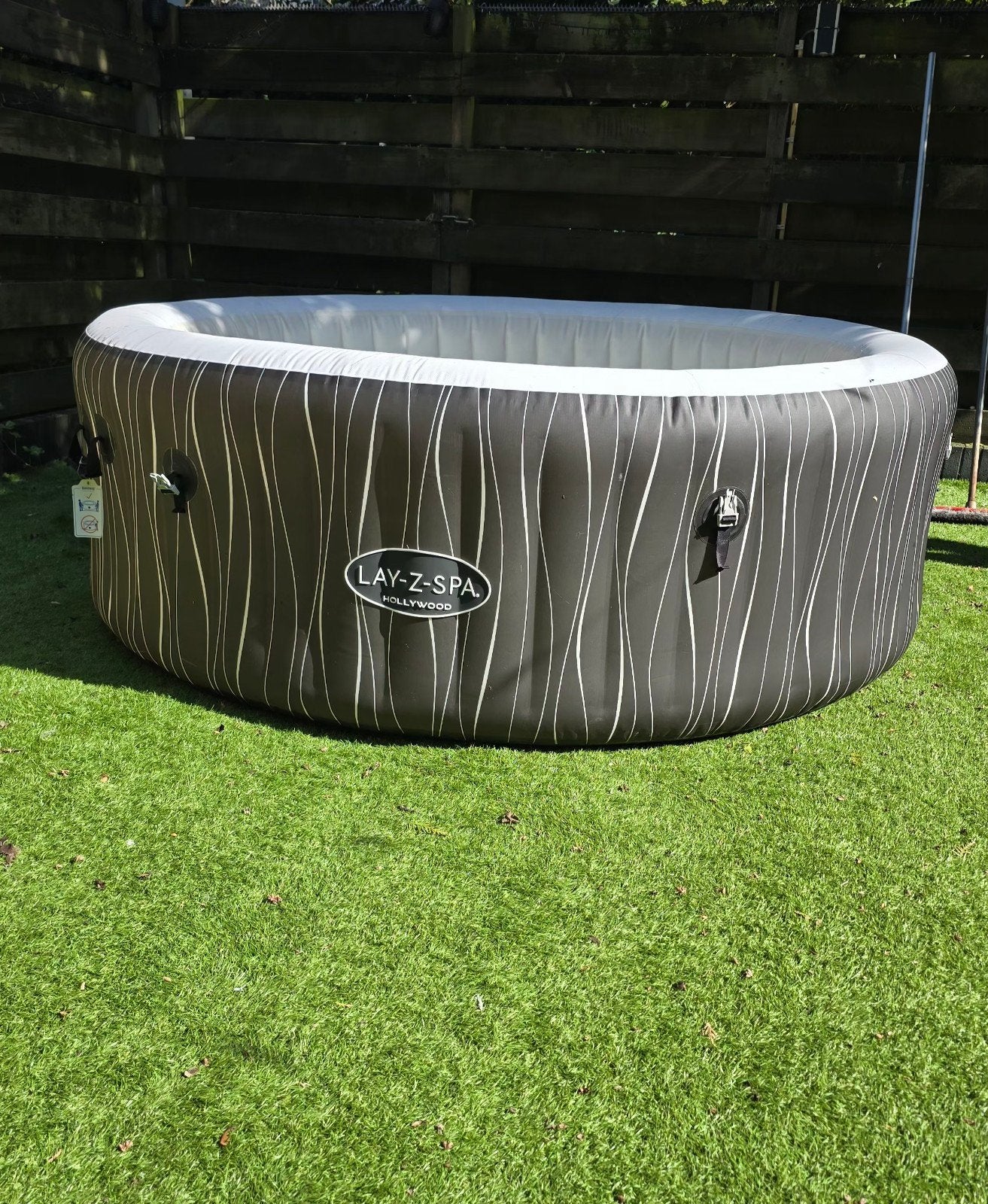 Jacuzzi - Lay-Z Spa Hollywood, Ophalen, Gebruikt, Afdekzeil, Opblaasbaar