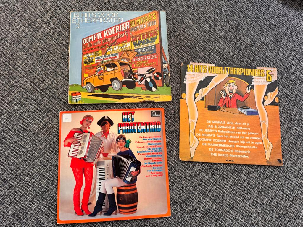 3x Piratenhits Vinyl LP's: Etherpiraten & Piratentrio, Ophalen of Verzenden, Zo goed als nieuw