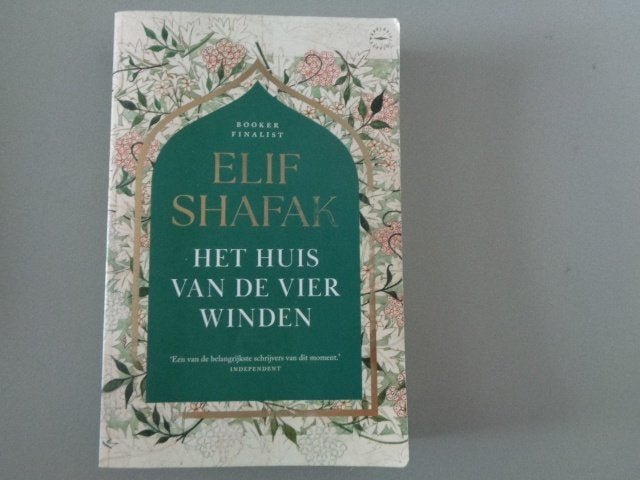 Elif Shafak - Het huis van de vier winden, Gelezen, Europa overig, Ophalen of Verzenden, Elif Shafak