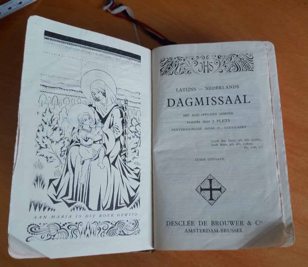 Latijns / Nederlandse Dagmissaal 1948, Ophalen of Verzenden, J. Plets