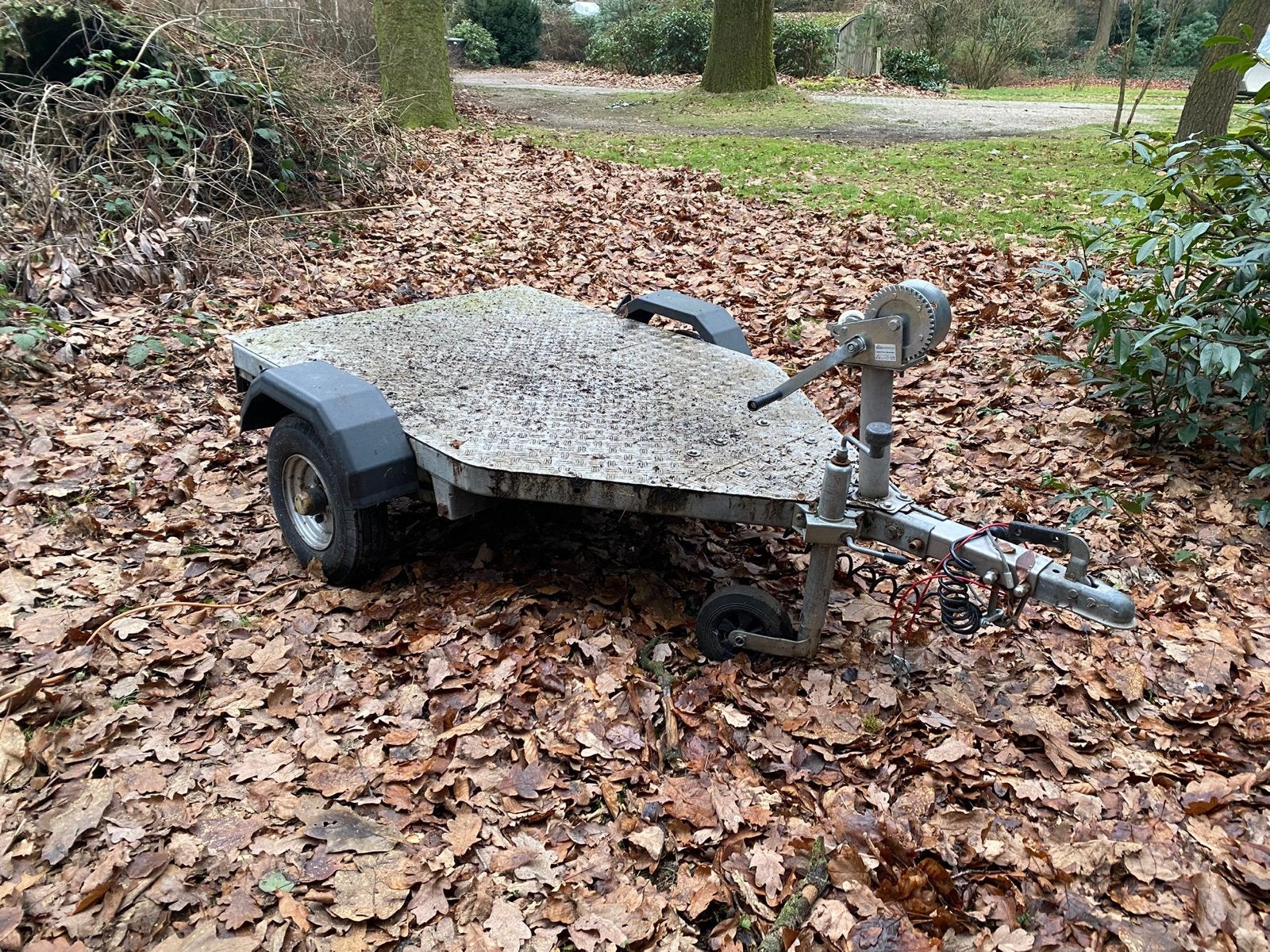Compacte aanhangwagen met lier, Doe-het-zelf en Verbouw, Lieren en Takels, Ophalen, Gebruikt
