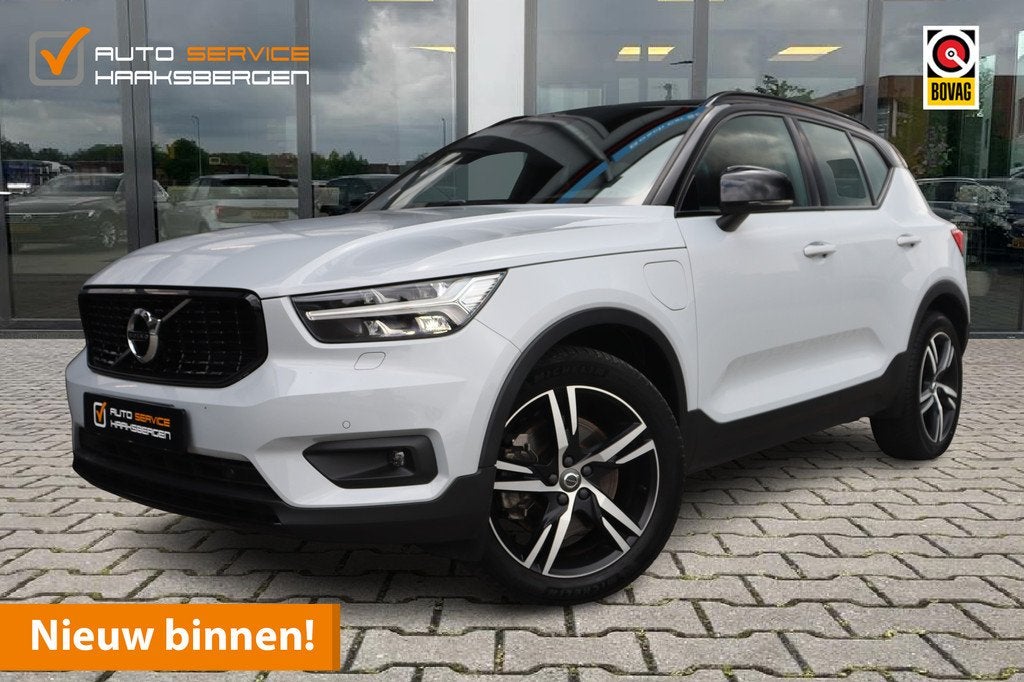 Volvo XC40 1.5 T5 Recharge R-Design | Camera | Memory | 19 I, Auto's, Volvo, Zwart, Wit, Plug-in hybride, Bedrijf