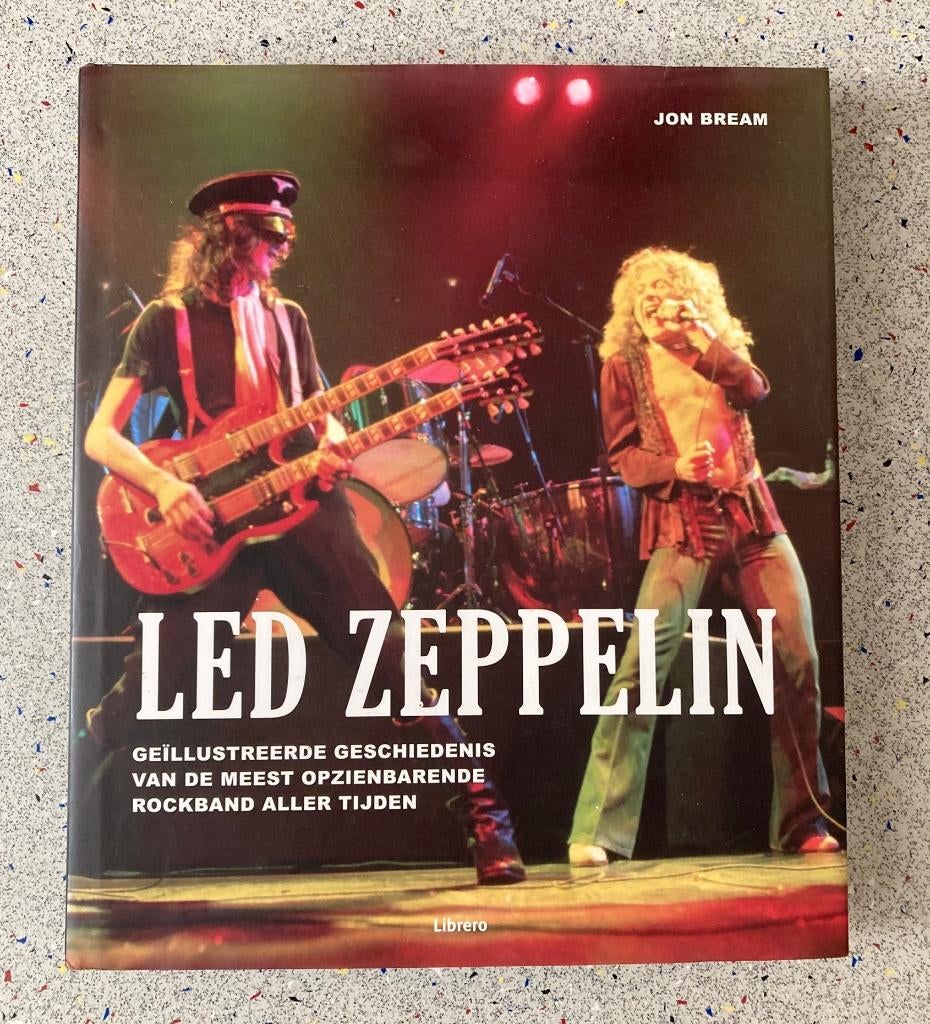 Led Zeppelin geïllustreerde geschiedenis, Verzenden, Zo goed als nieuw, Artiest
