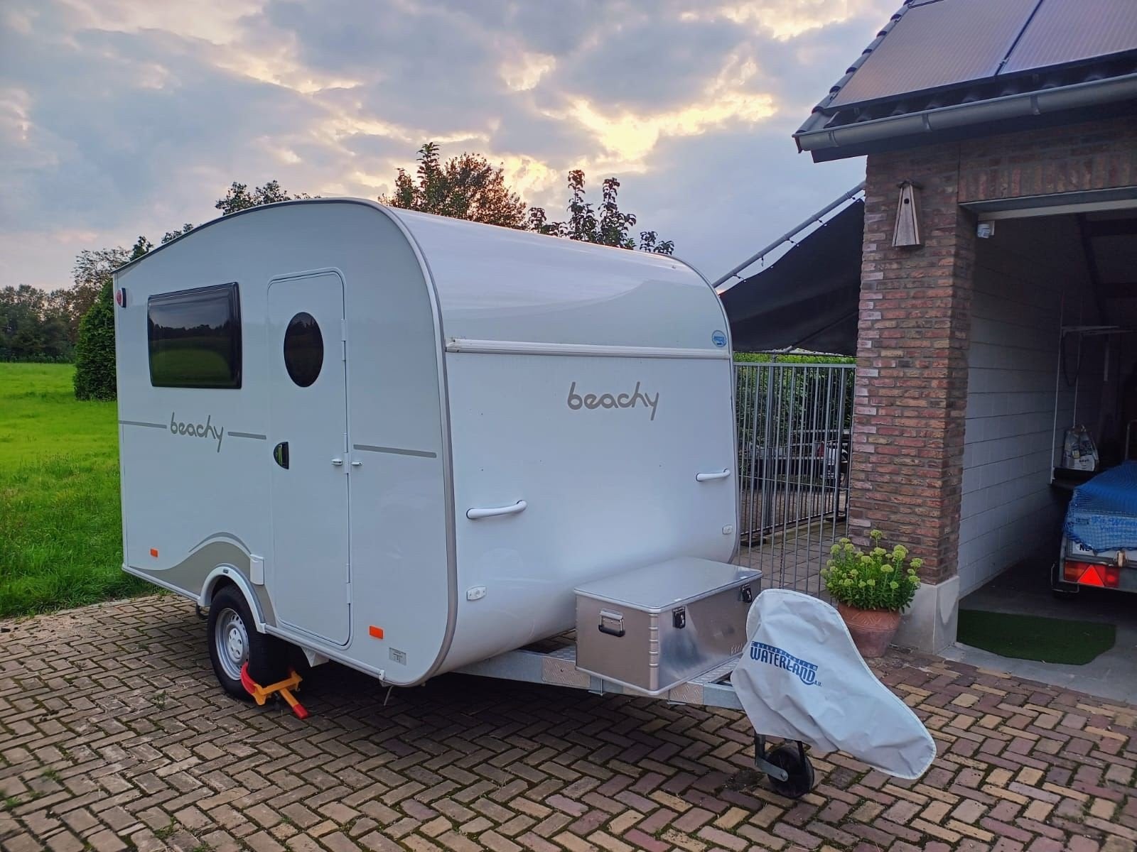 Hobby Beachy 360 - vakantieklaar, Reservewiel, Rondzit, Hobby, Tot en met 3
