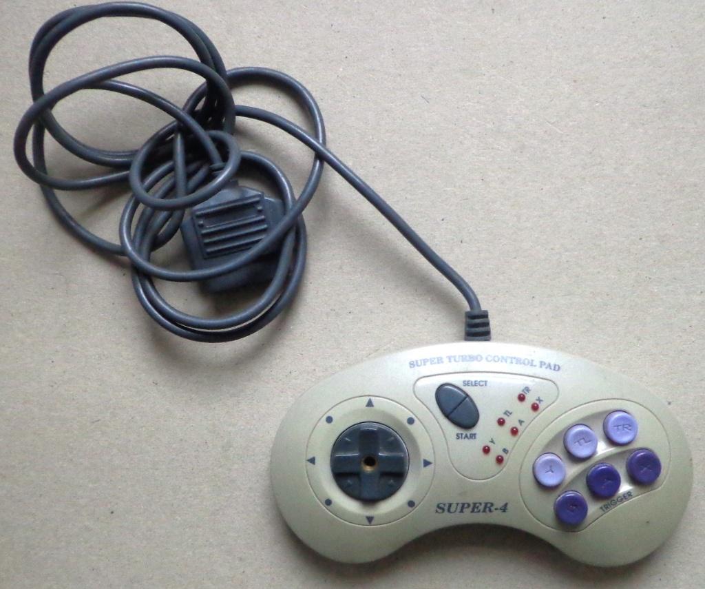 Controller Turbo Controller Pad voor de Super Nintendo, Ophalen of Verzenden, Gebruikt, Met 1 controller