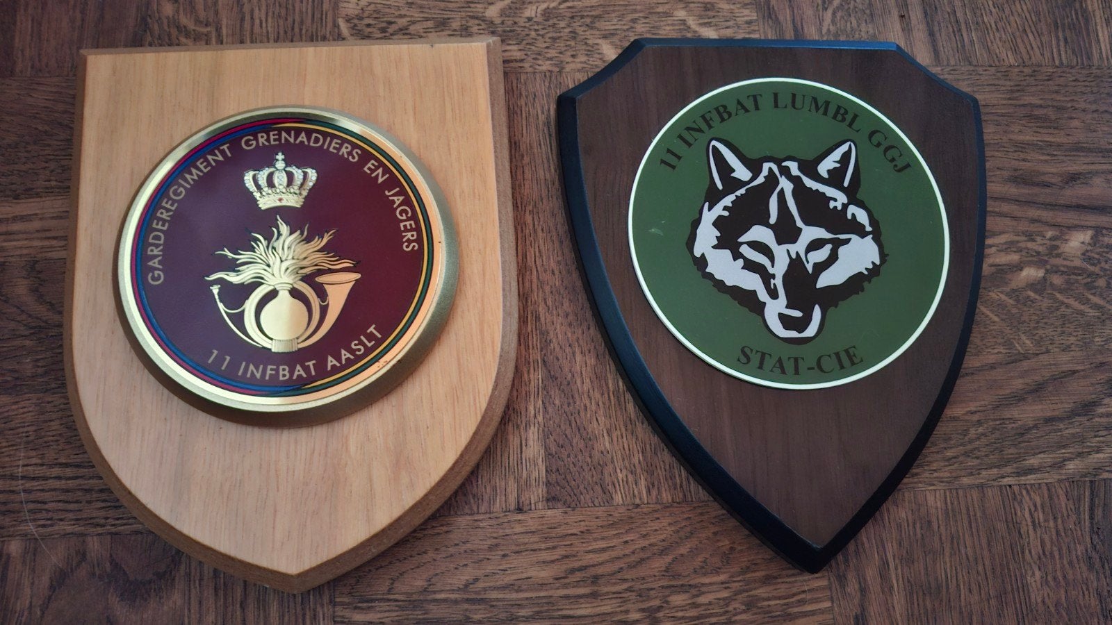 Militaire plaquettes Garderegiment Grenadiers en Jagers, Verzamelen, Ophalen of Verzenden, Landmacht, Nederland, Overige typen
