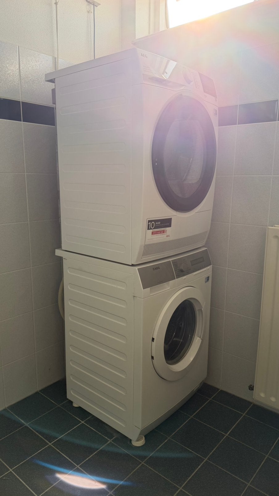 Foto 3 van AEG Wasmachine & AEG Warmtepompdroger (Set of Los Te Koop)