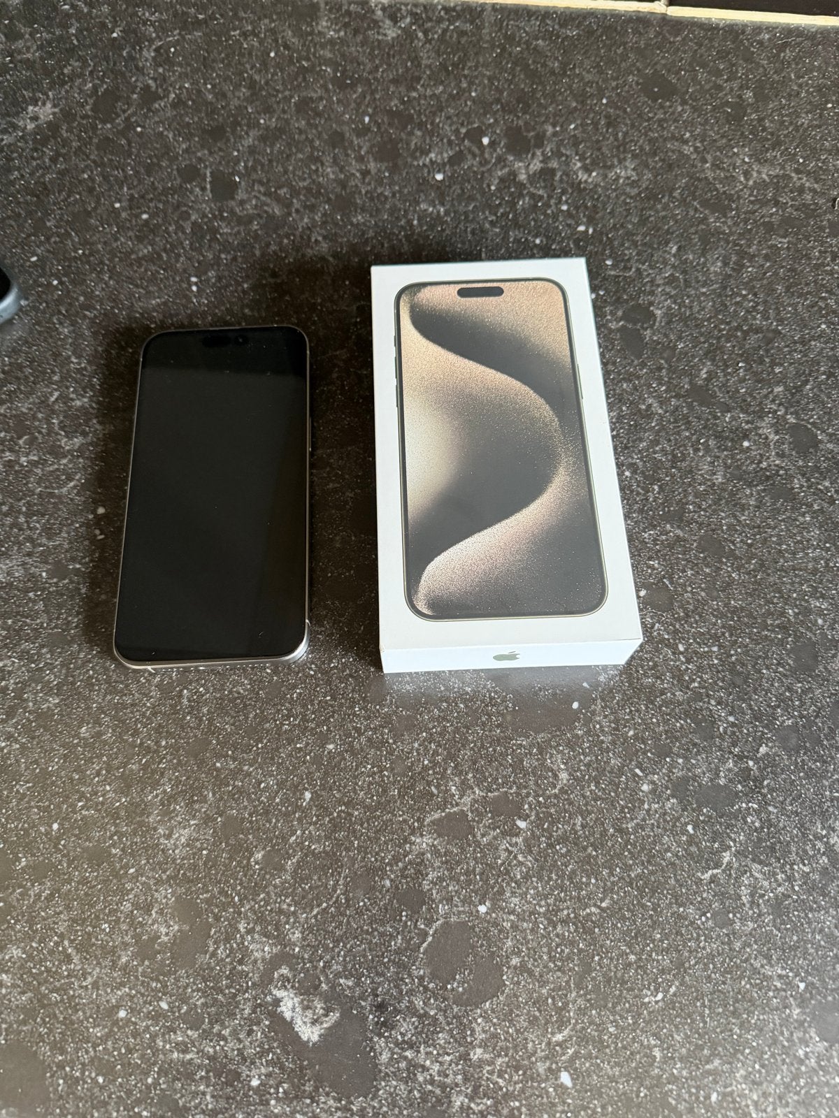 iPhone 15 Pro Max 256GB Natural Titanium, Telecommunicatie, Mobiele telefoons | Apple iPhone, IPhone 15 Pro Max, Zo goed als nieuw