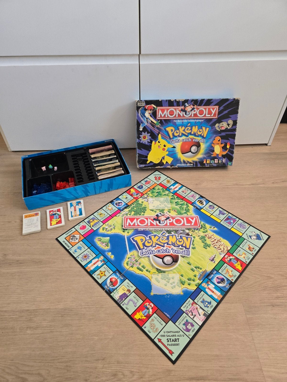 Pokemon monopoly, Ophalen