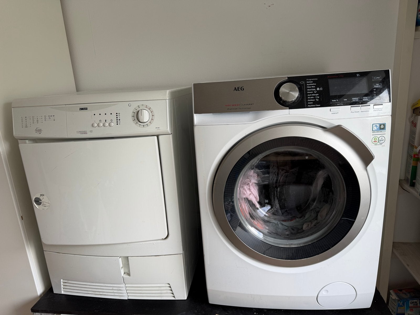 Wascombi: wasmachine van AEG en droger van Zanussi, Witgoed en Apparatuur, Ophalen, Wolprogramma, 8 tot 10 kg, Zo goed als nieuw