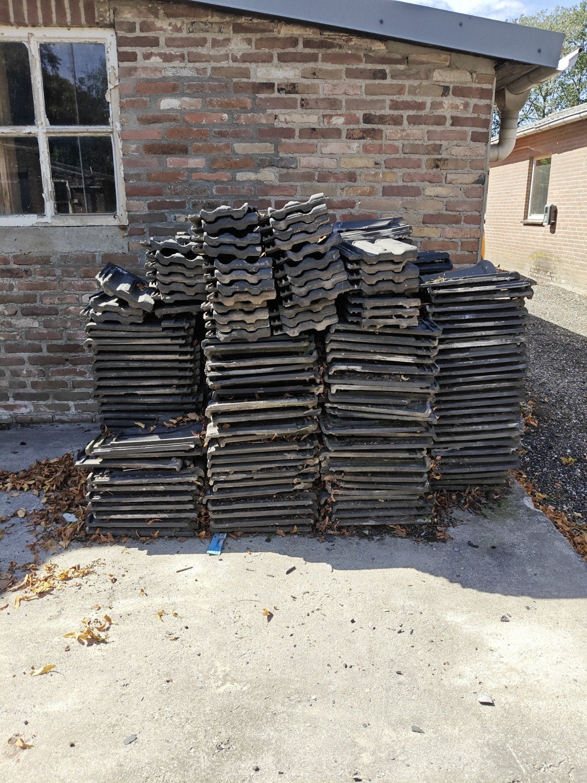 Gebruikte dakpannen - Vlakke Mulden, Doe-het-zelf en Verbouw, Dakpannen en Dakbedekking, Ophalen, Gebruikt, Steen of Klei, 15 m² of meer